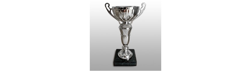 SILVER HANDLED TROPHY CUP ON SILVER RISER AVAILABLE IN 3 SIZES SILVER HANDLED TROPHY CUP ON SILVER RISER AVAILABLE IN 3 SIZES